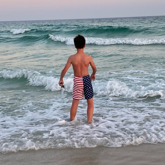 Meet your Posher, Sharon - Picture 3 of 5